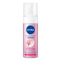 Nivea Glow Cleansing Mousse - 150 ml.
